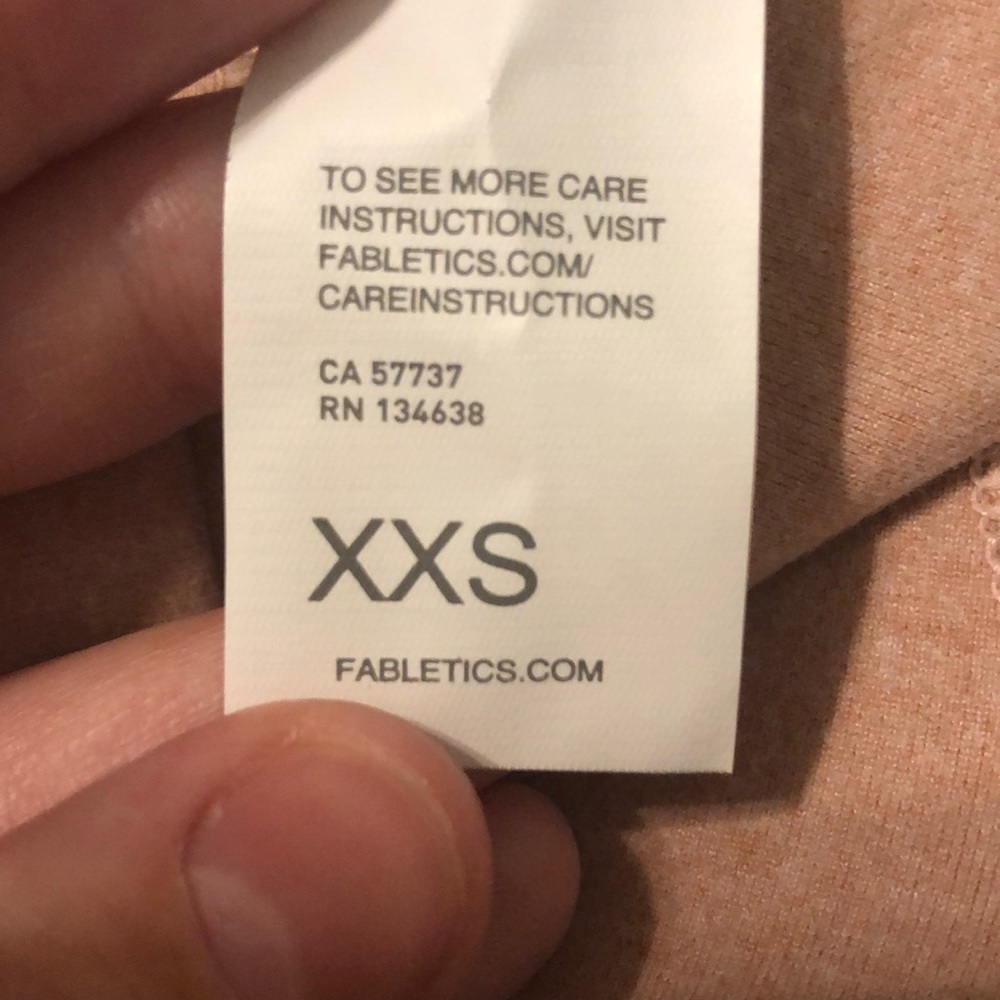 FABLETICS Blush Pink Women’s Athletic Leggings NWOT - Picture 3 of 8